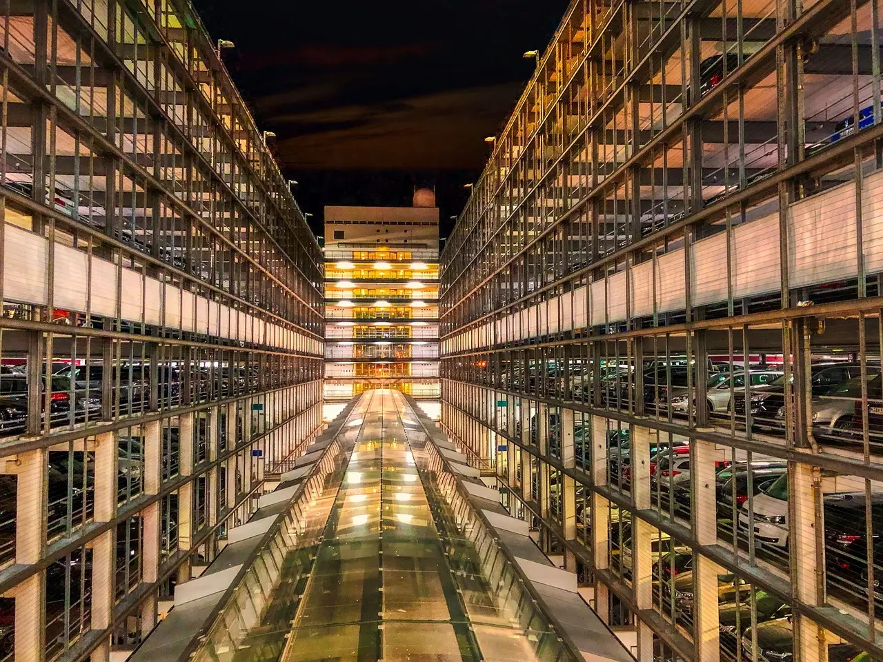 6 trin til parkering i CPH Lufthavn før et tidligt morgenfly