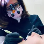 Få lavet den store tandbehandling hjemme eller i udlandet? 2 fordele ved hver løsning