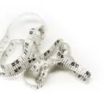 Hvor meget håndbagage må jeg have med i 2025?