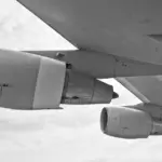 Kan familien sidde samlet uden sædegebyr på charterrejser?